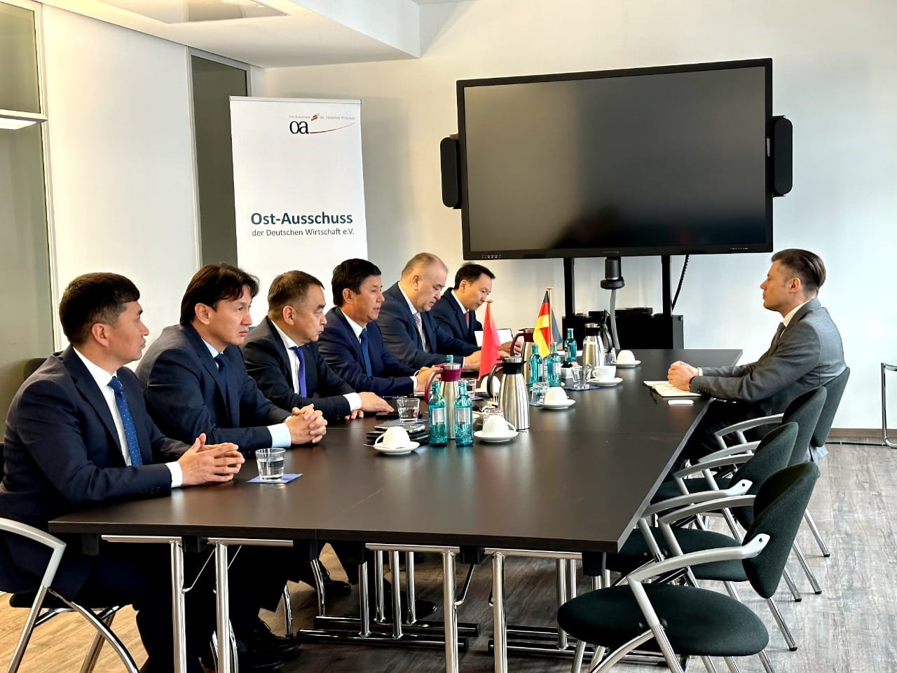 The delegation of the Chamber of Commerce and Industry of the Kyrgyz Republic, headed by the president of the chamber, is currently on a working visit to Germany.